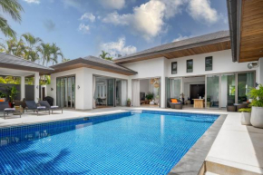 Discover a Tropical Hideaway within walking distance to Bang Tao Beach